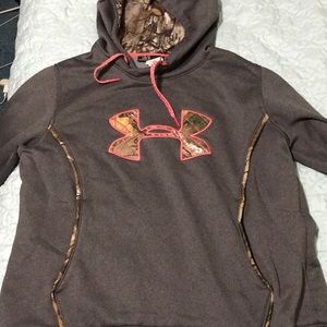 Under armour fleece camo hoodie!